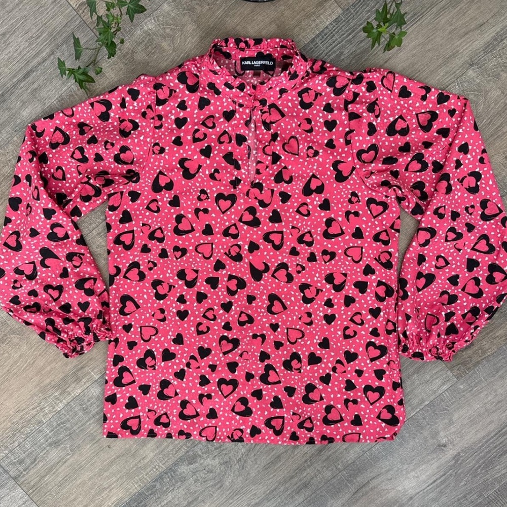 Karl Lagerfeld Paris Heart Print Ruffle Blouse Romantic Maximalism Coquette
Luxe